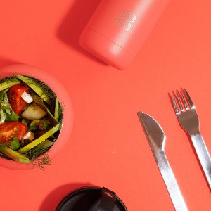 Combo insulated 700 ml Lunch box Coral & Set de couverts en inox Combo insulated 700 ml Lunch box Coral & Set de couverts en inox