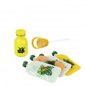 Combo "Giraffe" single-wall water bottle 350ml + 4 reusable compotes + cap with integrated straw Combo "Giraffe" single-wall water bottle 350ml + 4 reusable compotes + cap with integrated straw