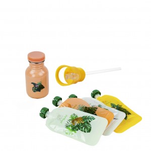 Combo Zèbre Gourde simple paroi 350ml + 4 sachets de compotes réutilisables Combo Zèbre Gourde simple paroi 350ml + 4 sachets de compotes réutilisables